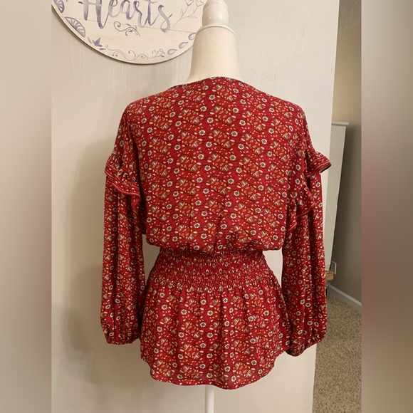 Max Studio Red Floral Blouse - Picture 5 of 7